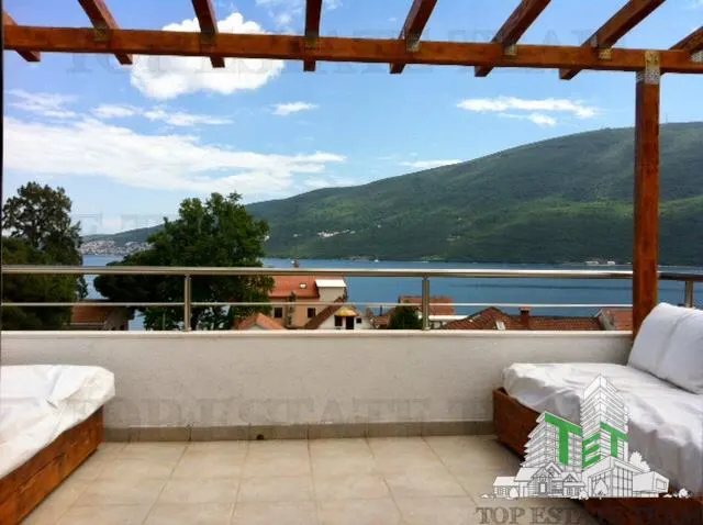 Apartament de vanzare in Herceg-Novi Muntenegru - foto 1