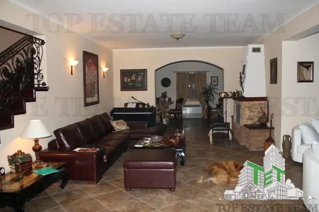 فيلا للبيع في كوتور، الجبل الأسود - foto 12