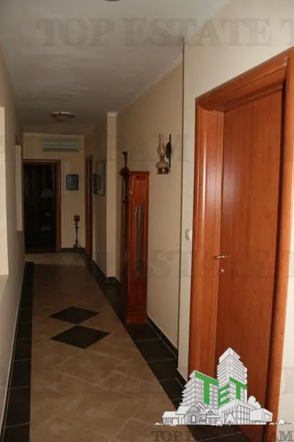 فيلا للبيع في كوتور، الجبل الأسود - foto 23