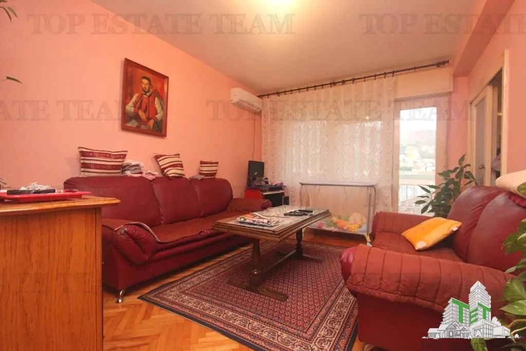 شقة للبيع في تيفات، الجبل الأسود - foto 1
