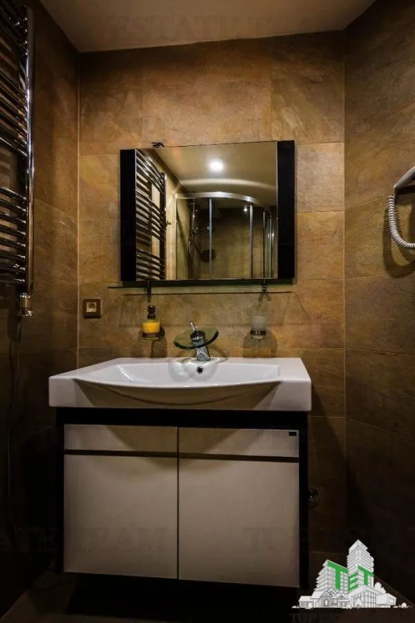 Villa for Sale in Tivat, Montenegro - foto 11