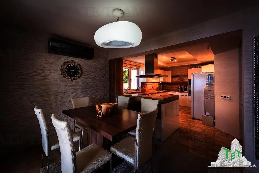 Villa for Sale in Tivat, Montenegro - foto 18