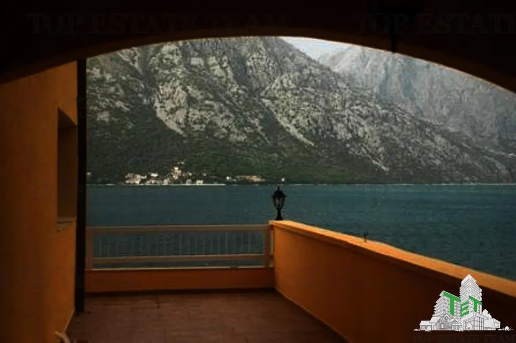 Hotel de vanzare in Kotor Muntenegru - foto 11