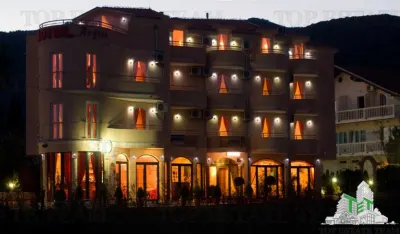Hotel de vanzare in Herceg-Novi Muntenegru - Herceg Novi