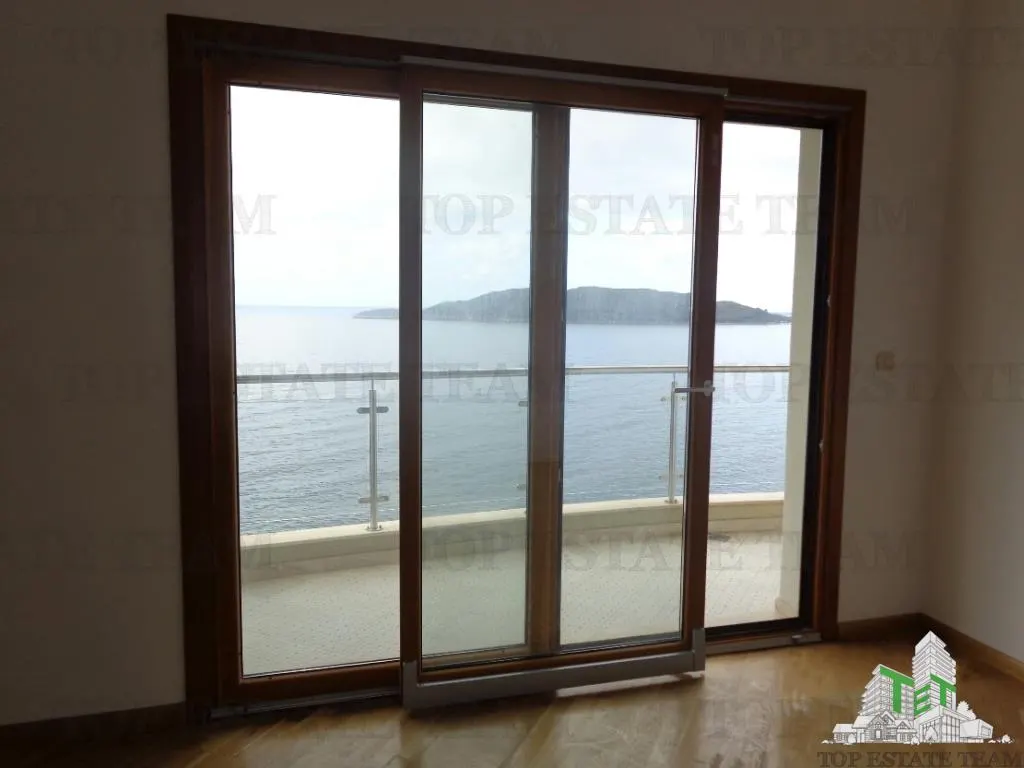 Apartment for Sale in Budva, Montenegro - foto 3