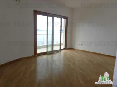 Apartment for Sale in Budva, Montenegro - foto 7