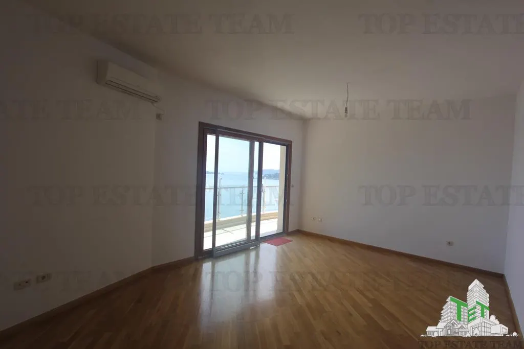 Apartment for Sale in Budva, Montenegro - foto 10
