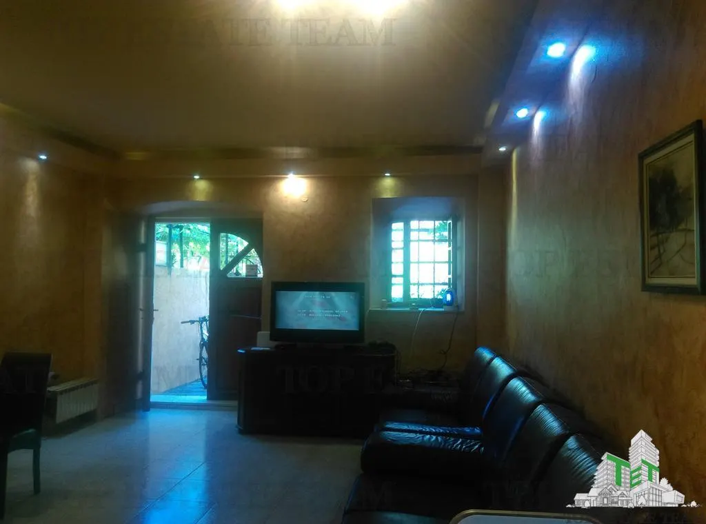 Casa de vanzare in Kotor Muntenegru - foto 11