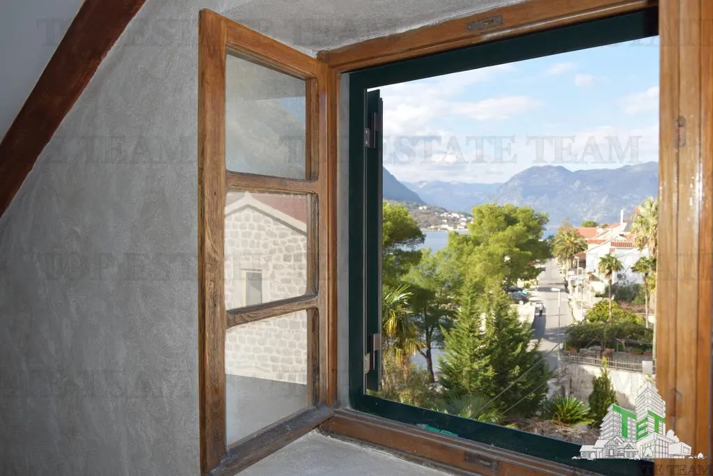 Casa de vanzare in Kotor Muntenegru - foto 8