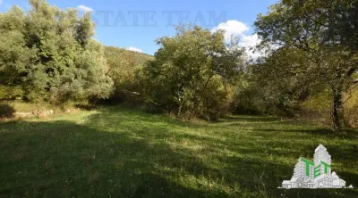 Teren de vanzare in Kotor Muntenegru - foto 1