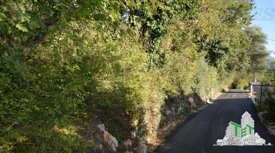 Teren de vanzare in Kotor Muntenegru - foto 2