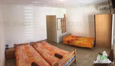 Hotel en Venta en Herceg-Novi, Montenegro - foto 2