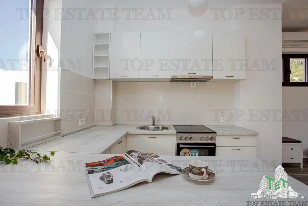 Apartment for Sale in Budva, Montenegro - foto 1