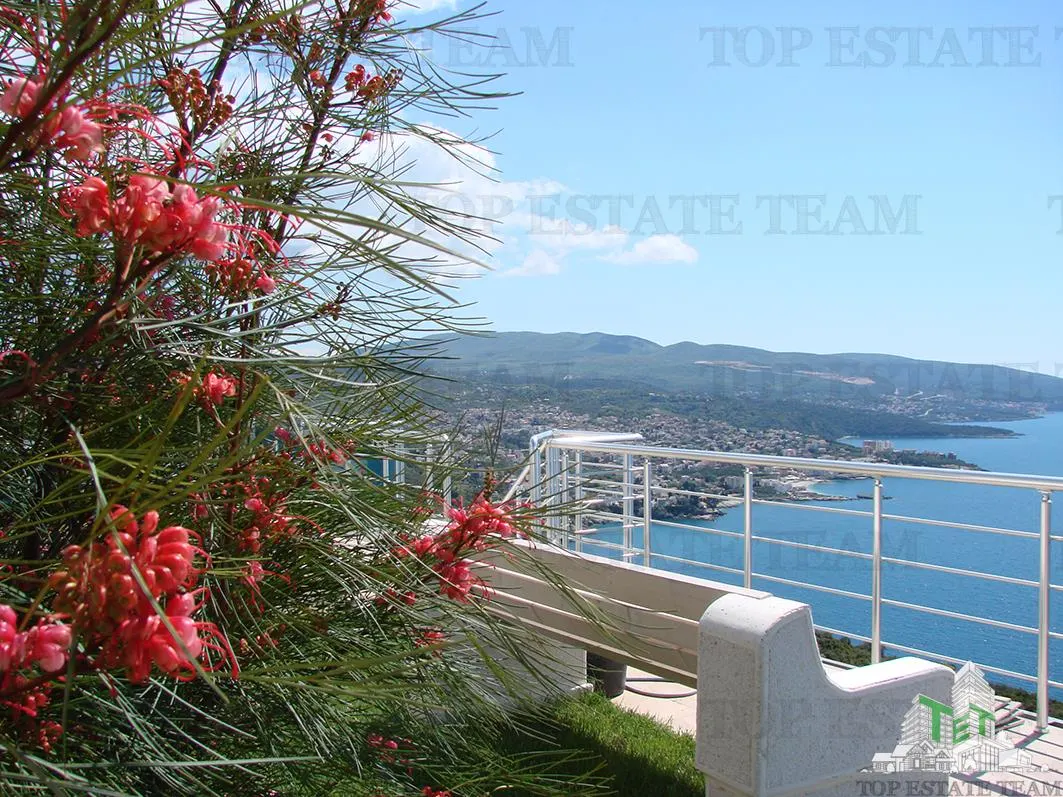 Villa for Sale in Bar, Montenegro - foto 16