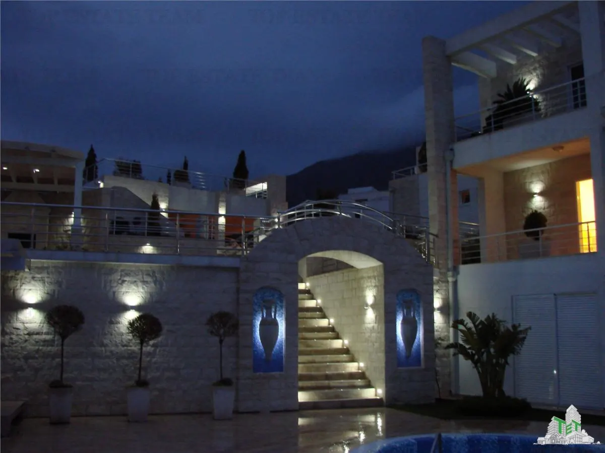 Villa for Sale in Bar, Montenegro - foto 18