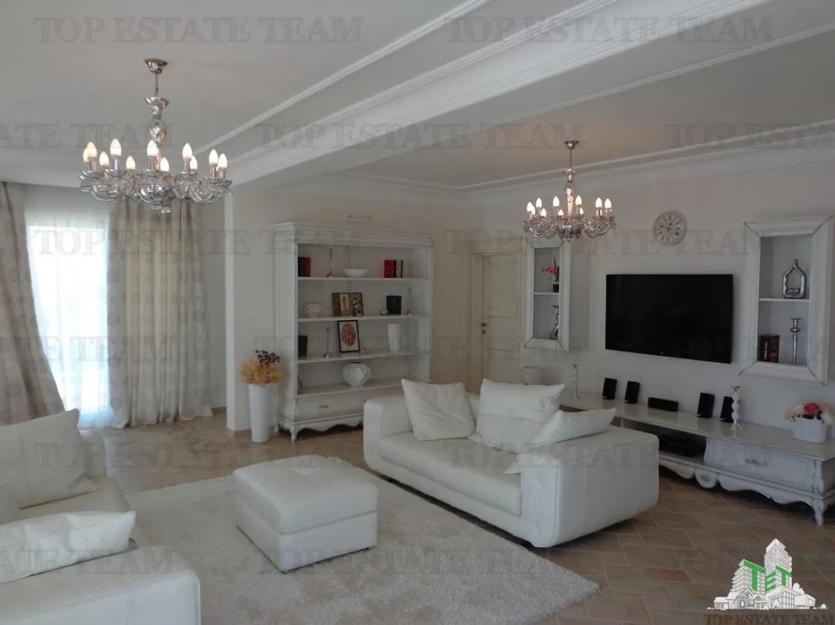 Villa for Sale in Bar, Montenegro - foto 9