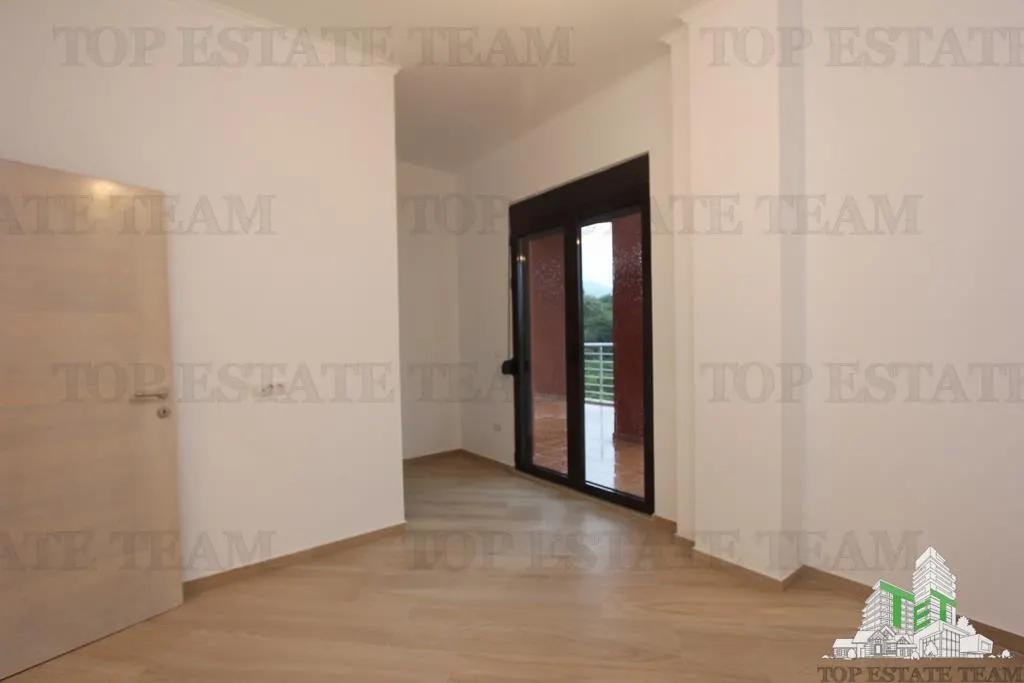 Apartment for Sale in Bar, Montenegro - foto 7