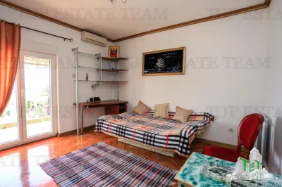 Casa de vanzare in Herceg-Novi Muntenegru - foto 15
