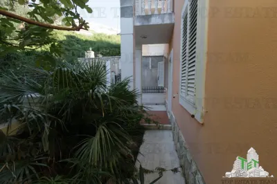 Apartment for Sale in Budva, Montenegro - foto 7