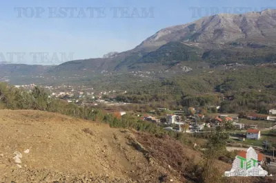 Teren de vanzare in Kotor Muntenegru - Kotor