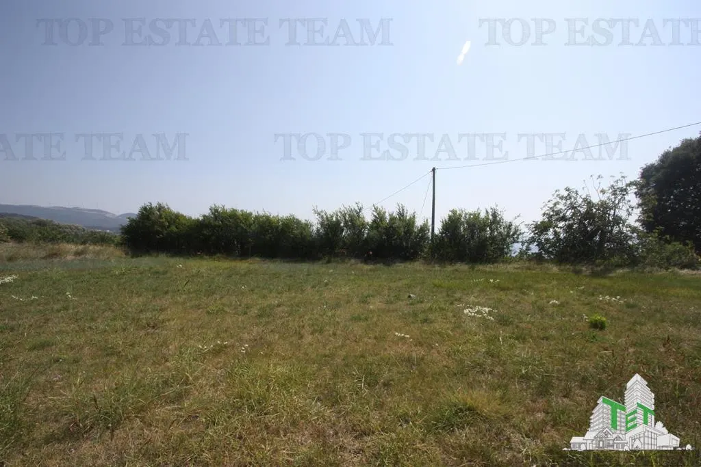 Building Land for Sale in Bar, Montenegro - foto 1