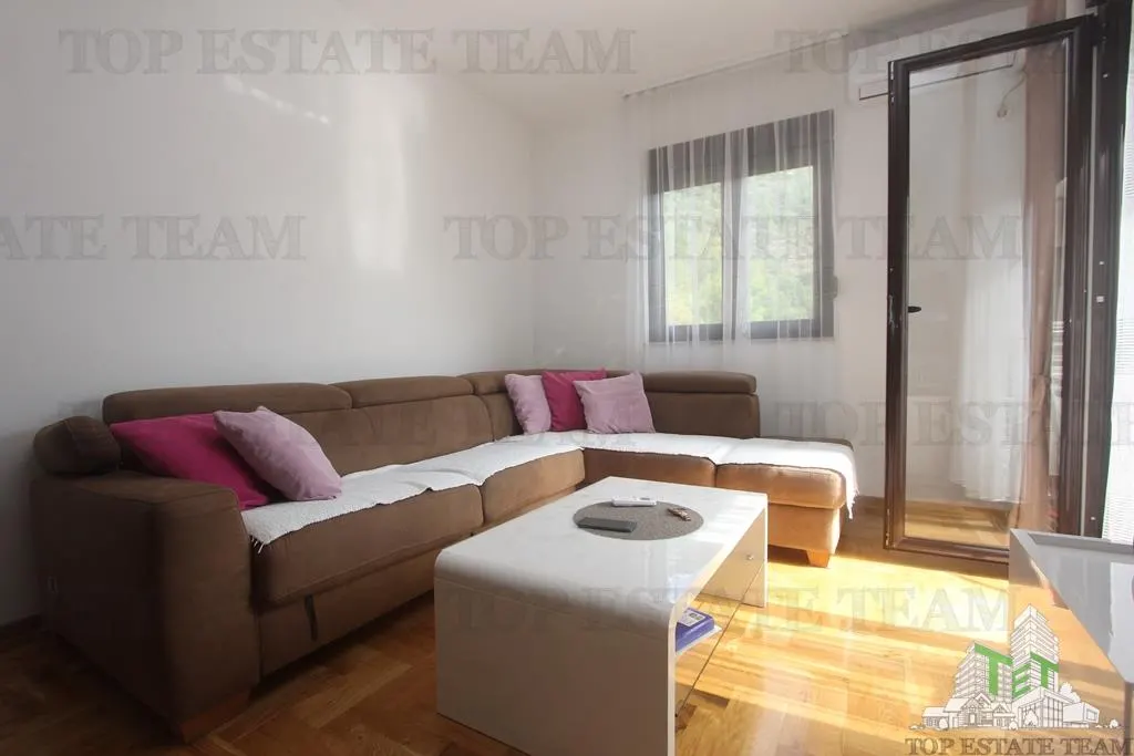 Apartment for Sale in Budva, Montenegro - foto 1
