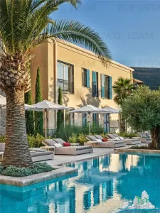 Apartamento en Venta en Herceg-Novi, Montenegro - foto 4