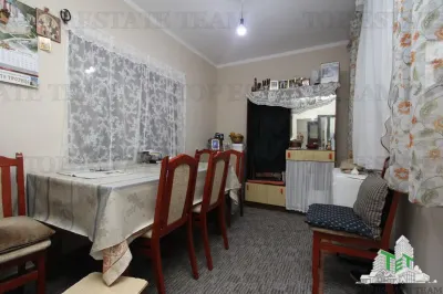 Casa de vanzare in Herceg-Novi Muntenegru - foto 1