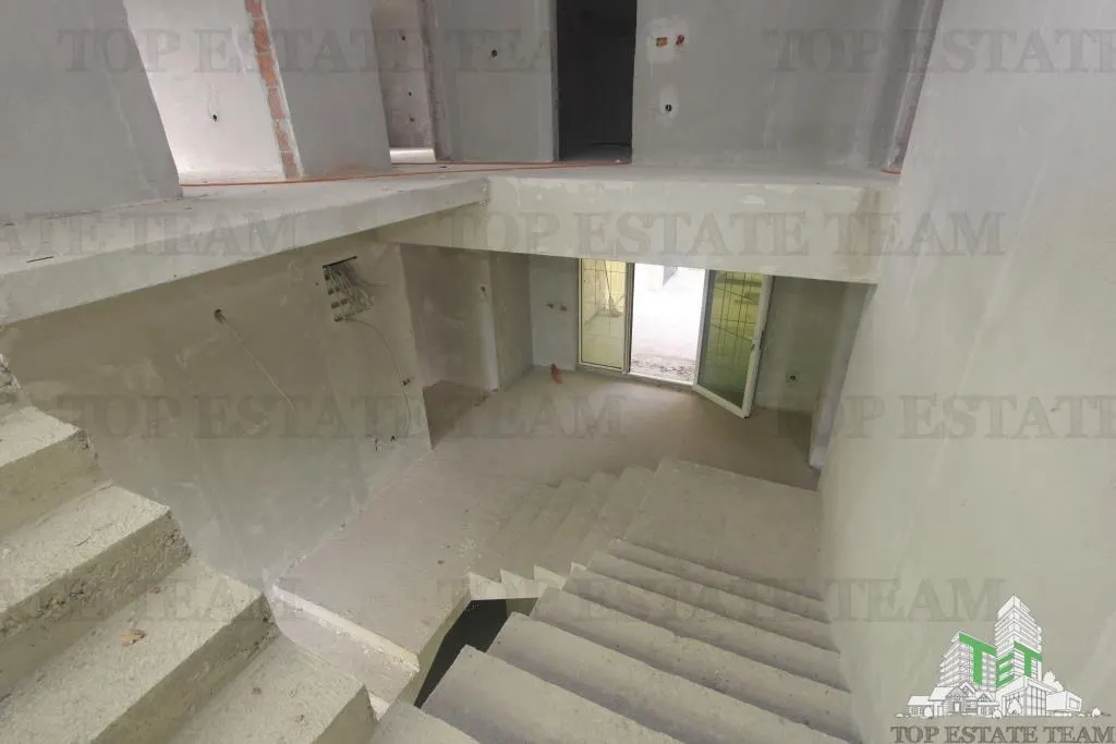 Casa de vanzare in Herceg-Novi Muntenegru - foto 19