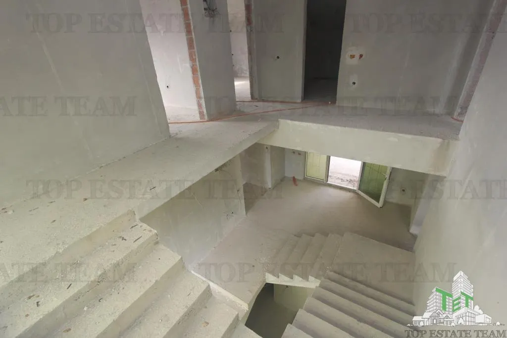 Casa de vanzare in Herceg-Novi Muntenegru - foto 20