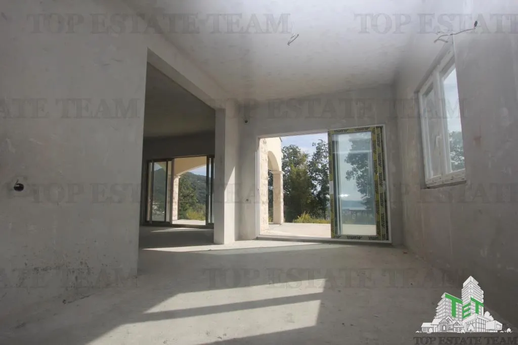 Casa de vanzare in Herceg-Novi Muntenegru - foto 3