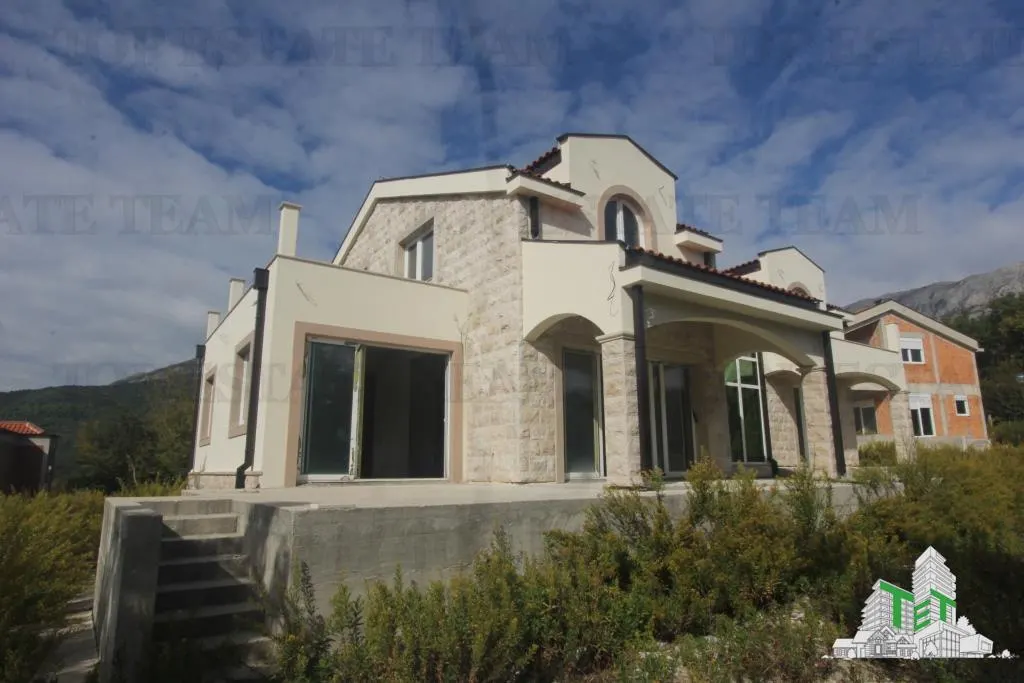 Casa de vanzare in Herceg-Novi Muntenegru - foto 7