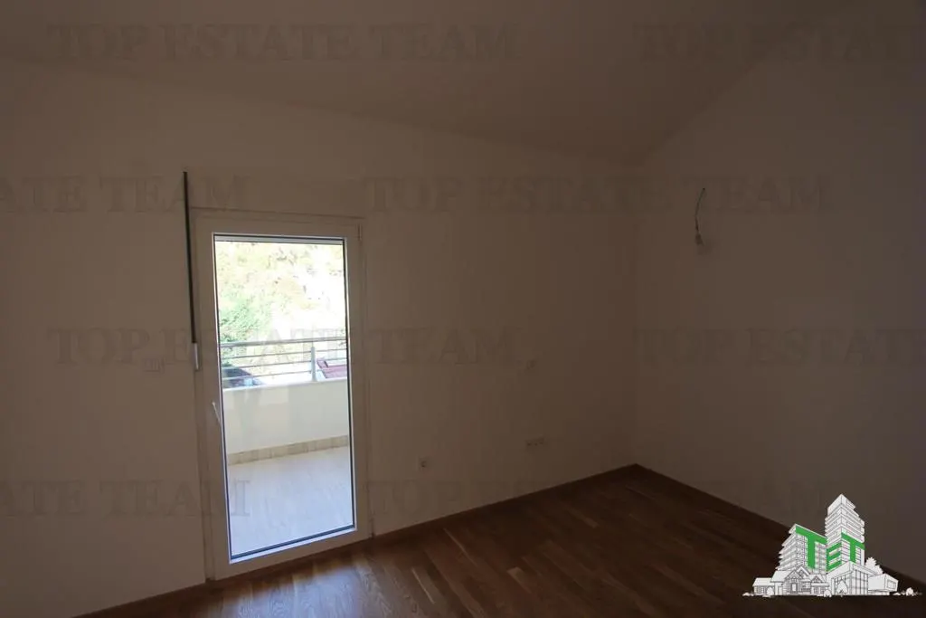 Apartment for Sale in Herceg-Novi, Montenegro - foto 15
