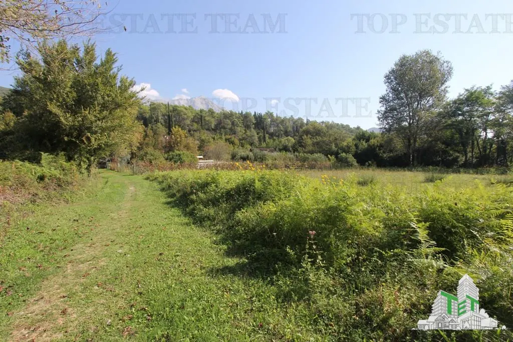 Terreno para Construir en Venta en Herceg-Novi, Montenegro - foto 1