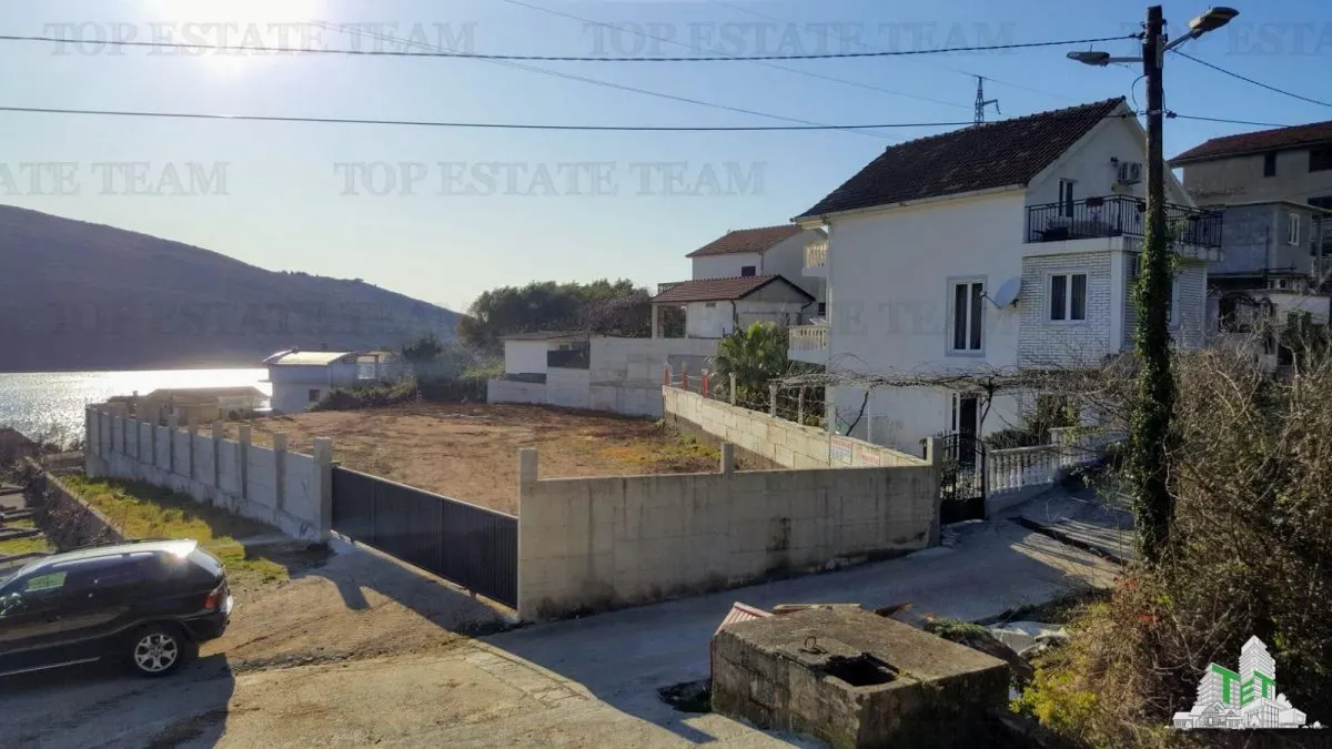 Teren de vanzare in Herceg-Novi Muntenegru - foto 1