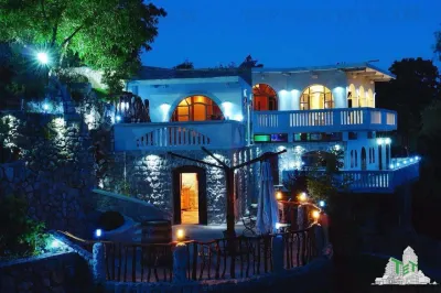 Hotel de vanzare in Budva Muntenegru - Budva