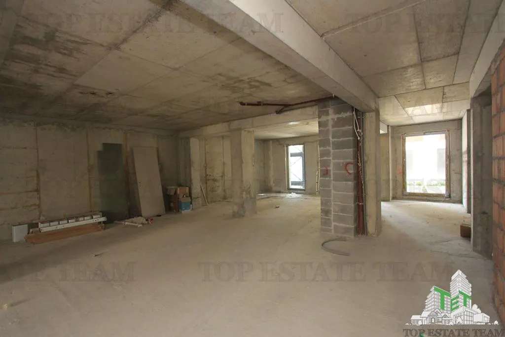 Spatiu comercial de vanzare in Budva Muntenegru - foto 5