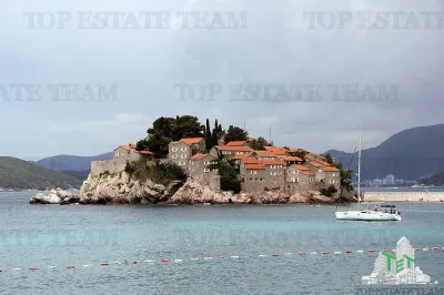 Villa for Sale in Budva, Montenegro - foto 2