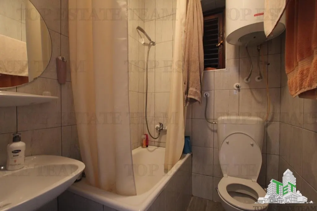 Villa en Venta en Herceg-Novi, Montenegro - foto 8
