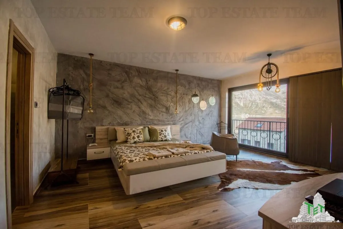 Vila de vanzare in Kotor Muntenegru - foto 11