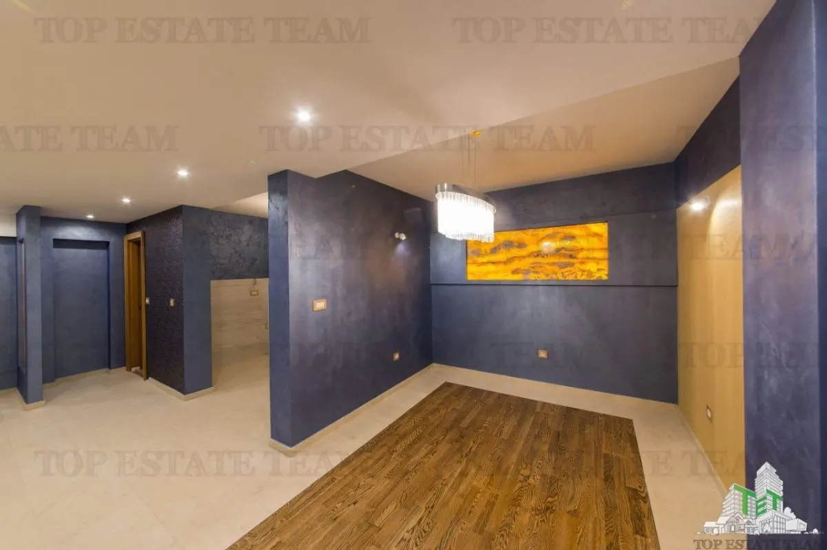 Villa for Sale in Tivat, Montenegro - foto 3