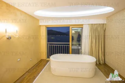 Villa for Sale in Tivat, Montenegro - foto 6