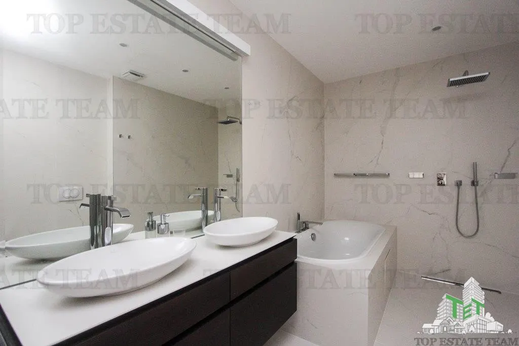 Apartment for Sale in Budva, Montenegro - foto 10