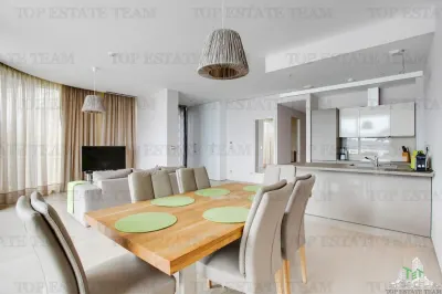 Apartamento en Venta en Budva, Montenegro - foto 3