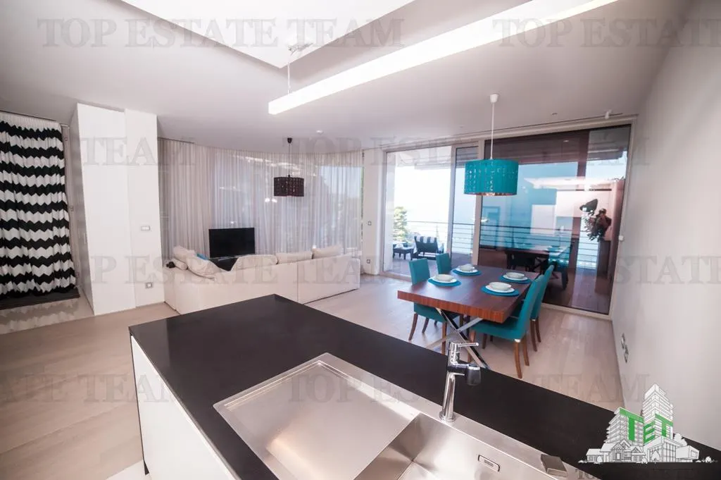 Apartamento en Venta en Budva, Montenegro - foto 4
