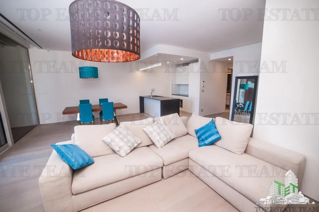 Apartamento en Venta en Budva, Montenegro - foto 6