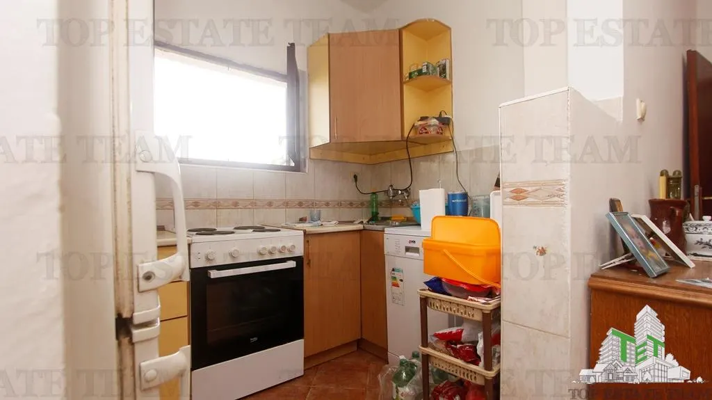 Villa for Sale in Kotor, Montenegro - foto 4