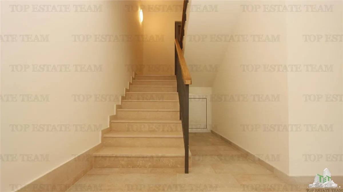 Villa for Sale in Kotor, Montenegro - foto 4