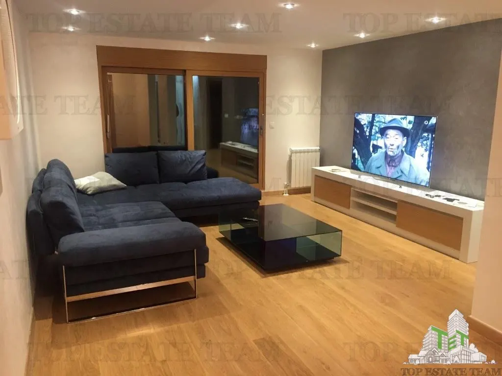 Villa for Sale in Bar, Montenegro - foto 1