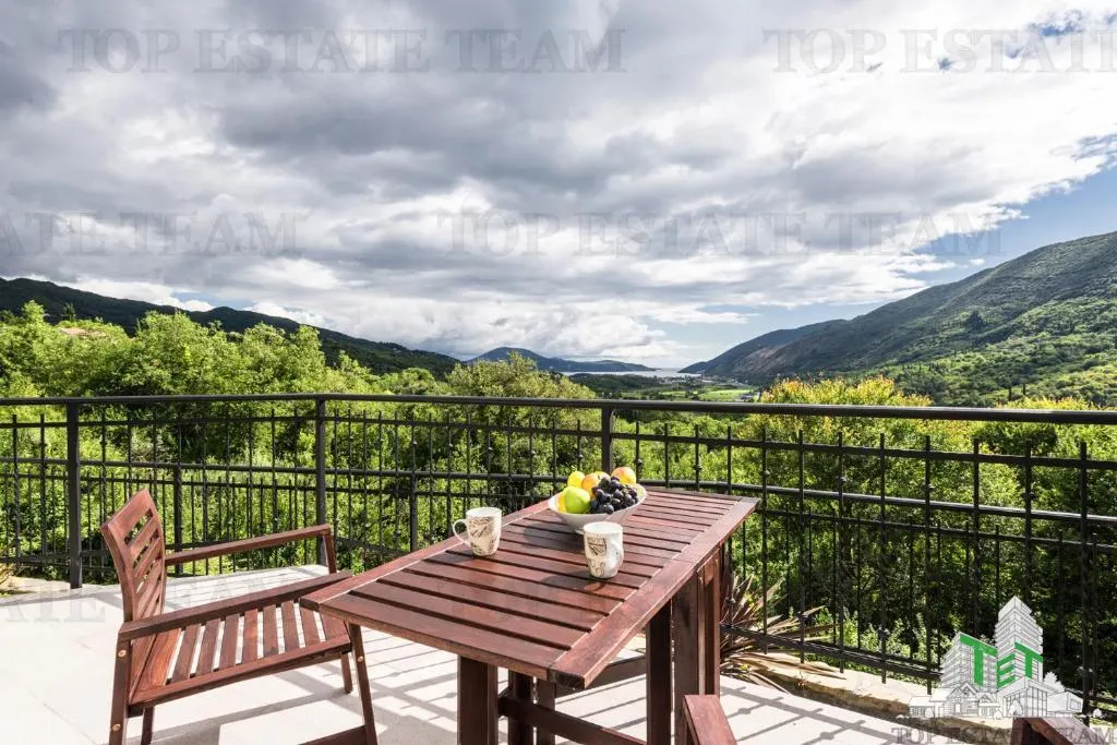 Casa de vanzare in Herceg-Novi Muntenegru - foto 4